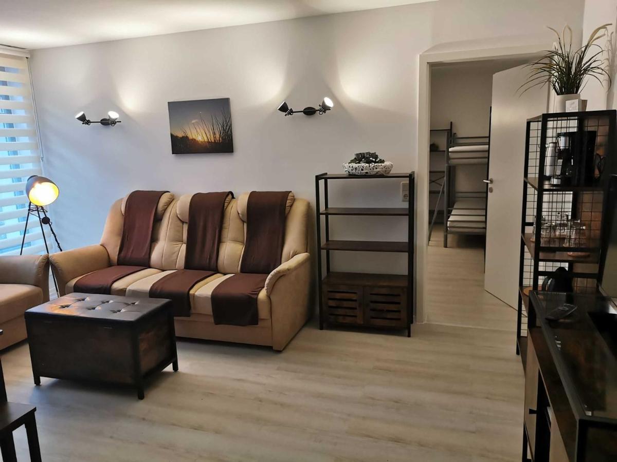 Zum Knirk Apartment *